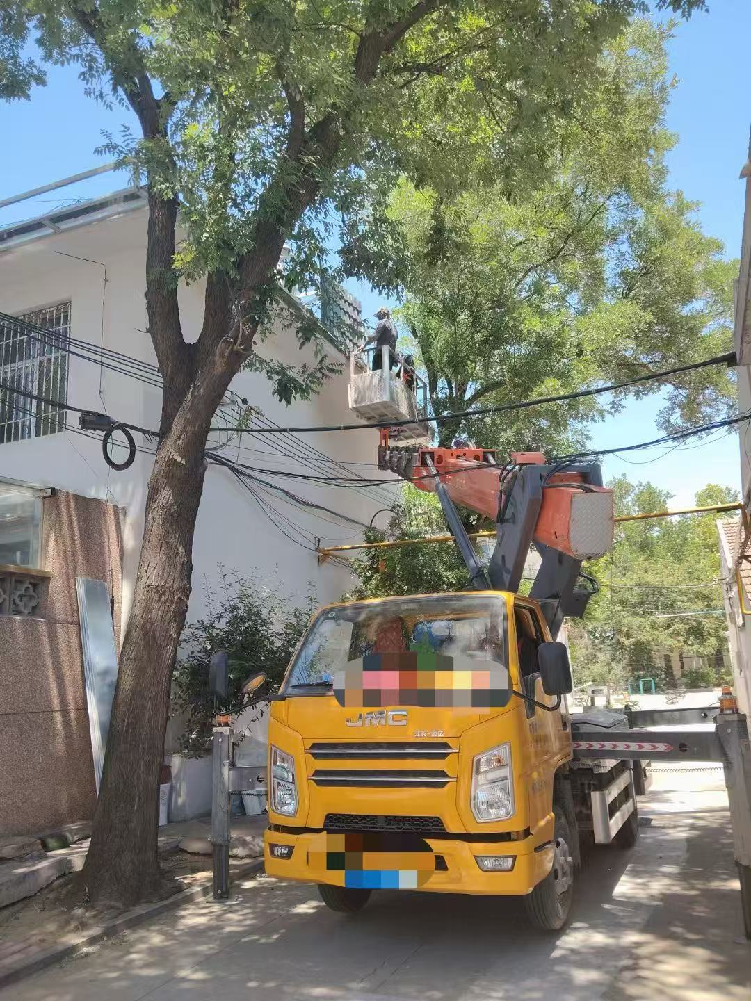 新兴区高空作业车能吊装重物吗？最大承载多少公斤？